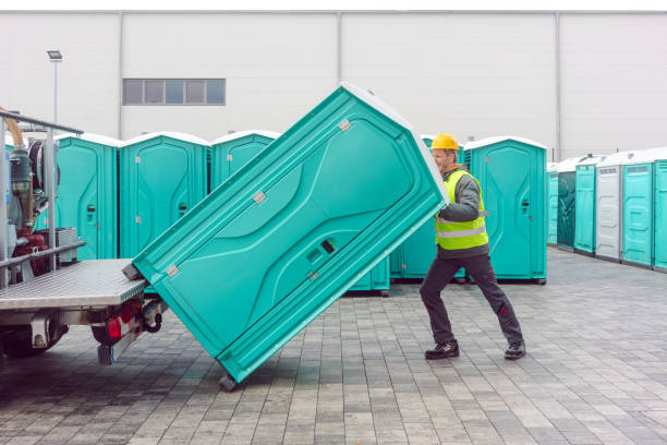 Best Porta potty rental near me  in Lakeview, OH