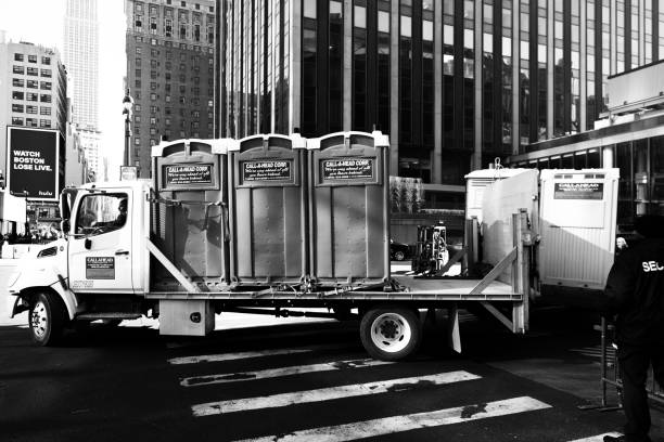 Best Portable restroom trailer rental  in Lakeview, OH